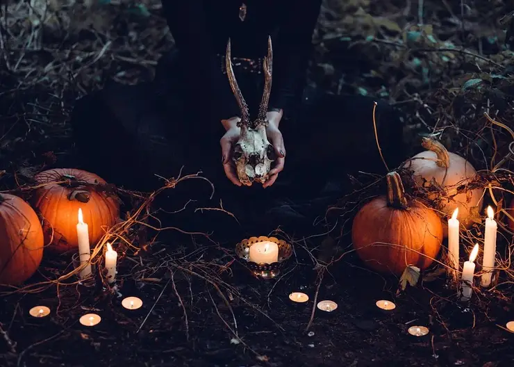Запретить нельзя праздновать: как красноярцы относятся к Хеллоуину