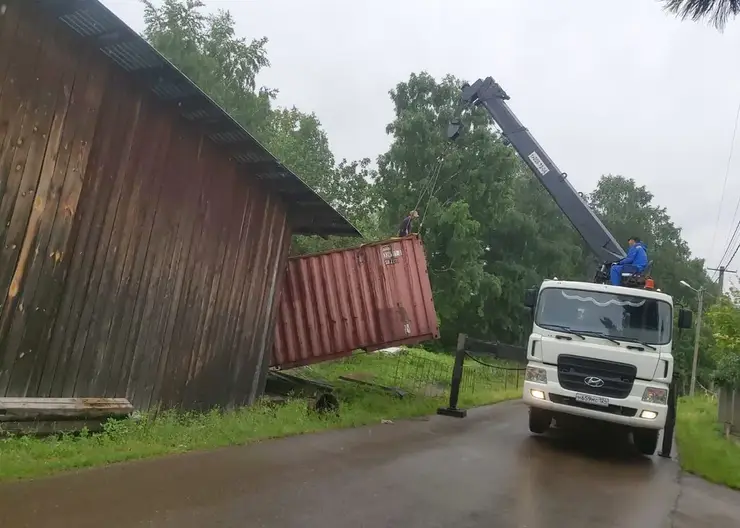 В Свердловском районе Красноярска убрали 130 незаконных временных сооружений