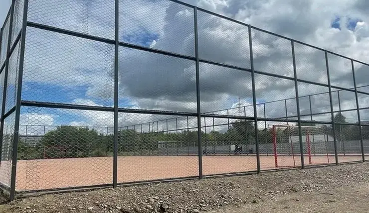 В Кировском районе Красноярска в этом году обустроят три спортивных площадки