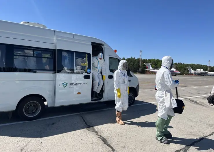 В Красноярске на учениях в аэропорт  прилетел пассажир с холерой