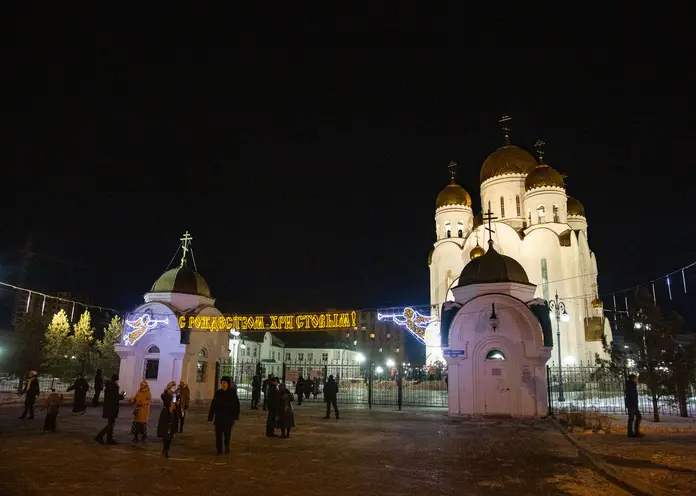 В Красноярске сегодня будут транслировать рождественское Богослужение