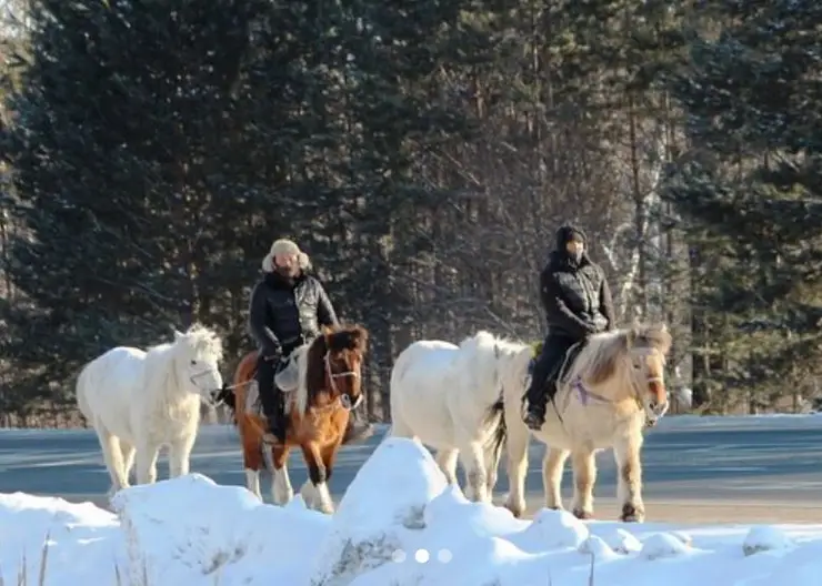 В Красноярский край приехали якутские всадники на лошадях