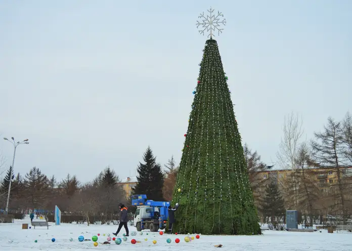 В Красноярске 23 декабря откроют елку и ледовый городок в сквере Серебряном