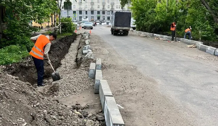 В Красноярске начали ремонтировать улицу Никитина