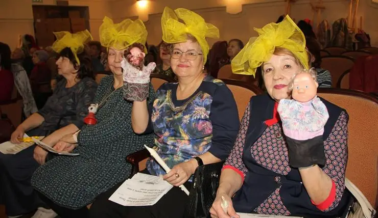 В Железнодорожном районе впервые прошёл конкурс «А ну-ка, бабушки!»