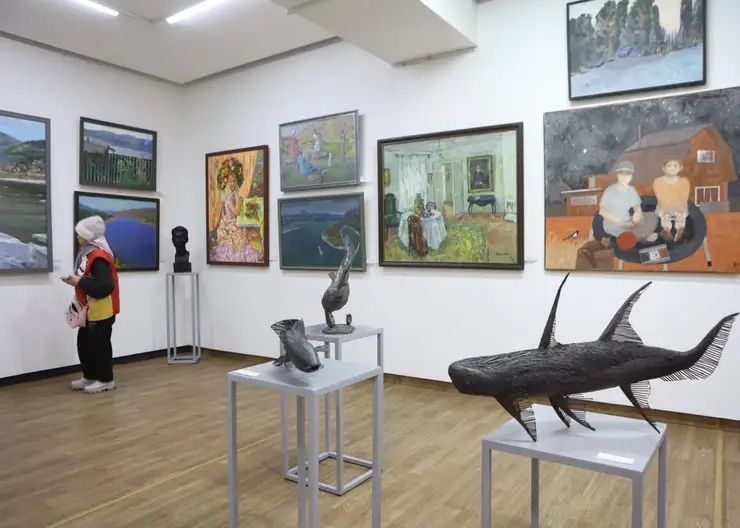 В Доме художника проходит выставка «Художники земли красноярской»