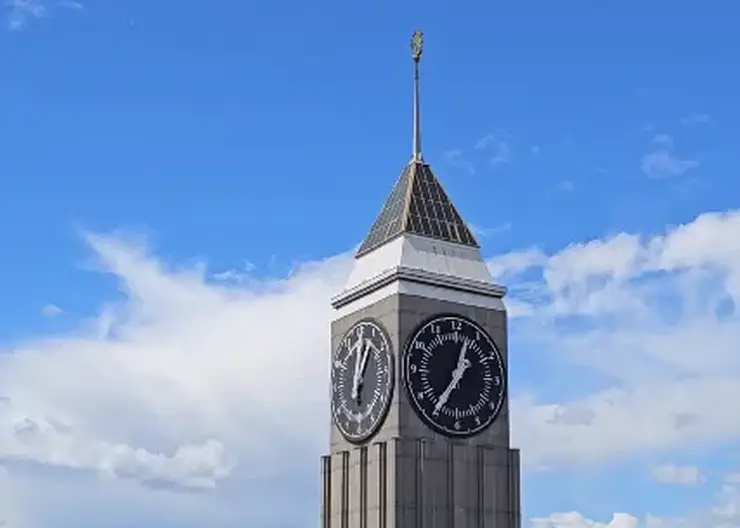 В Красноярске вышли из строя главные городские часы
