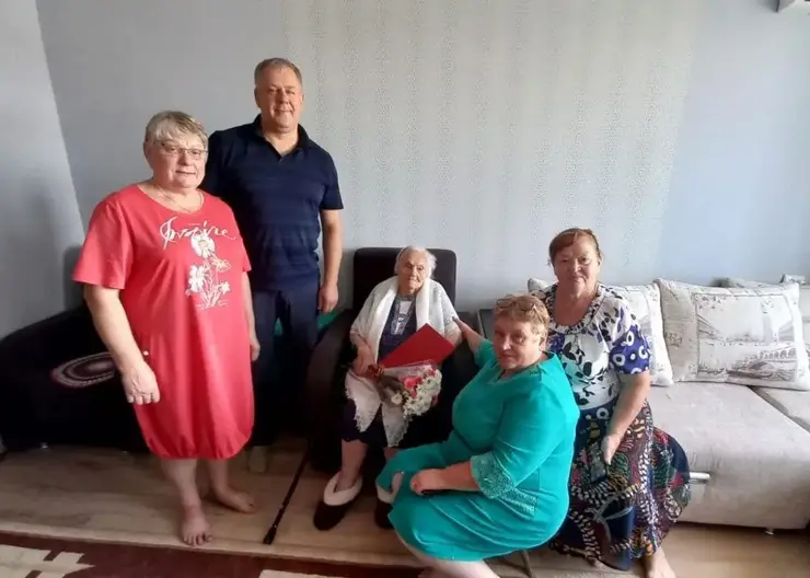 Две жительницы Красноярска отметили 100-летний юбилей
