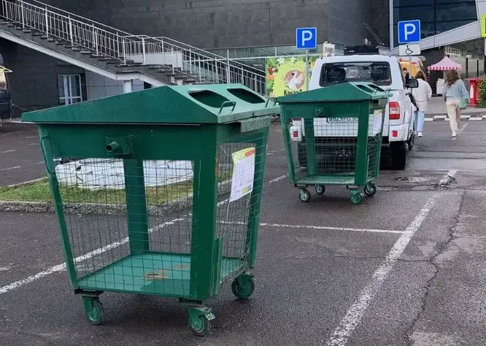 В Красноярске в День молодежи на праздничных локациях организовали раздельный сбор пластика