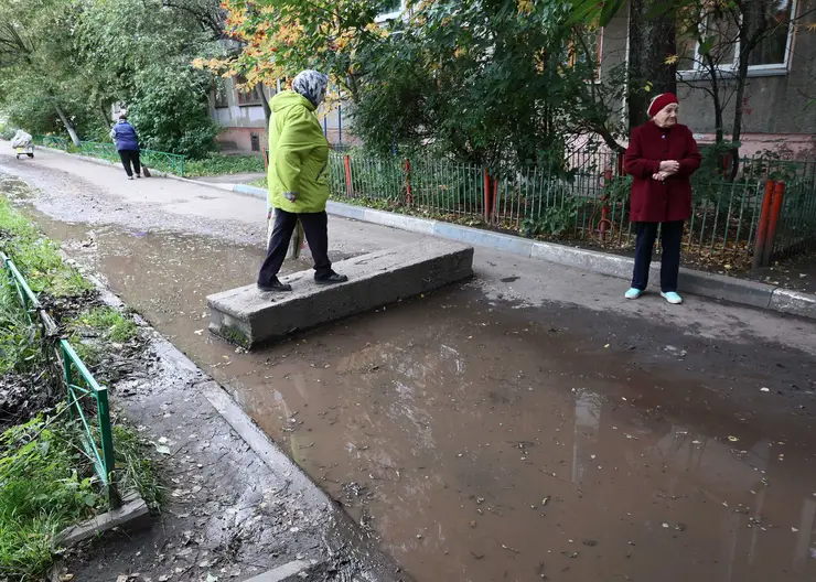 В Красноярске в Черёмушках страдает от подтоплений пятиэтажка
