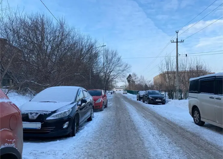 В Красноярске оборудуют тротуар вдоль дороги к лицею № 1