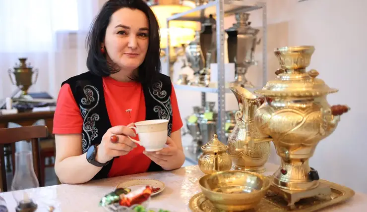 Жительница Норильска переехала в Красноярск и открыла музей самоваров