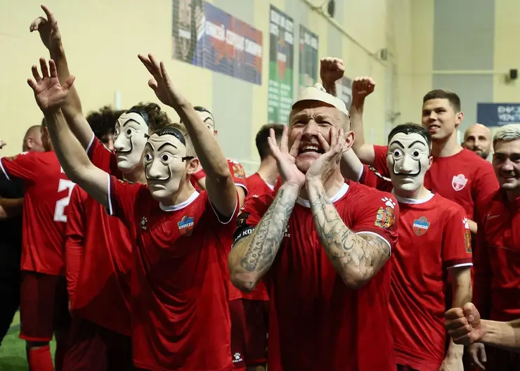 «Заложим свою крутую традицию»: болельщики футбольного «Енисея» ищут отличительную песню для своей команды