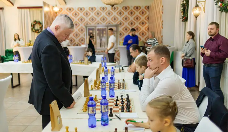 В Красноярск приедет чемпион мира по шахматам Анатолий Карпов