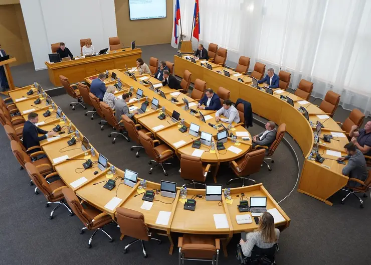 В Красноярске первая сессия новоизбранного горсовета пройдет 3 октября