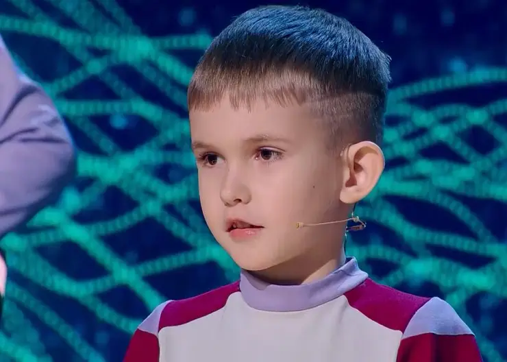 7-летний красноярец Роман Голубев стал участником шоу «Умнее всех» на «Пятнице!»