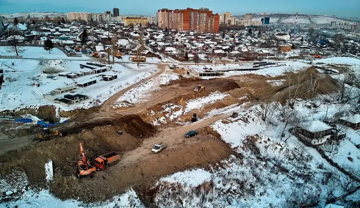 Красноярский фотограф показал с высоты строительство развязки около Николаевского моста