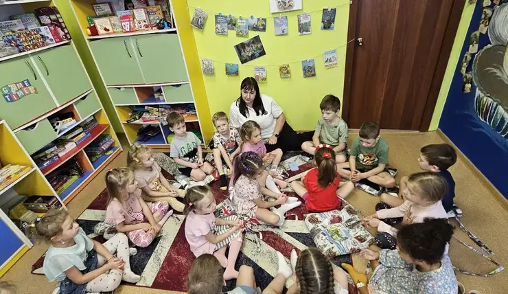 Мамы Свердловского района записали аудиосказки для дошколят