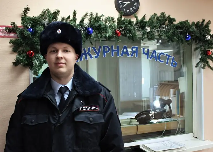 В Железногорске полицейские не дали разгореться пожару в общежитии