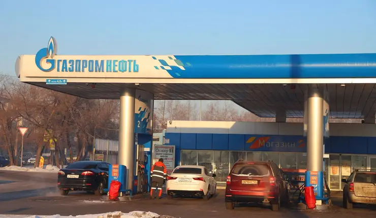 В Красноярском крае на 1,1% подешевел бензин