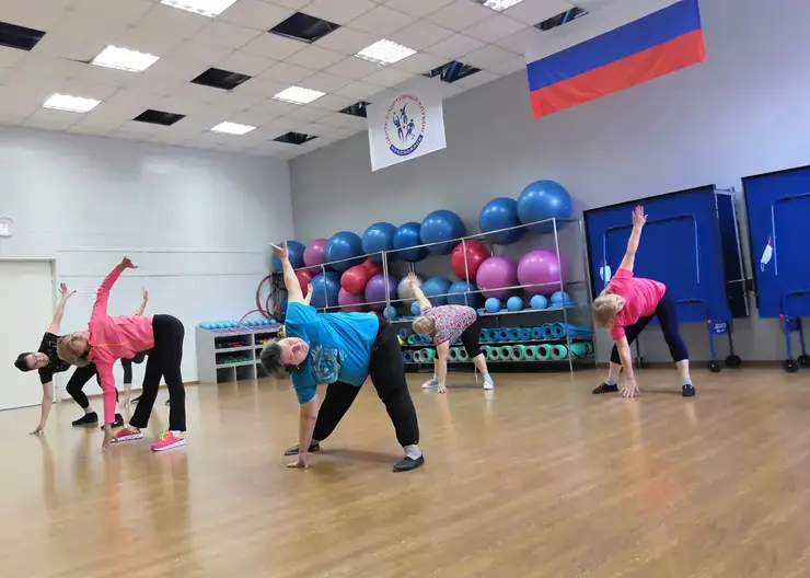 В Красноярске пенсионеры могут бесплатно заниматься спортом