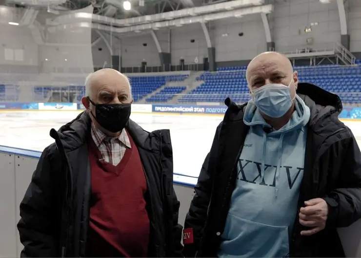 Тренер Александр Жулин рассказал, как в Красноярске проходит подготовка фигуристов к Олимпийским играм