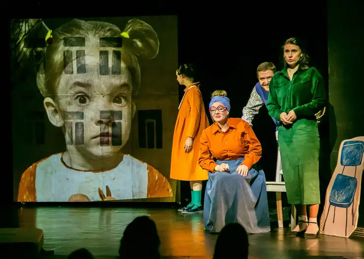 «Мама, это же про меня»: Нижнетагильский театр кукол представил свою постановку в Красноярске