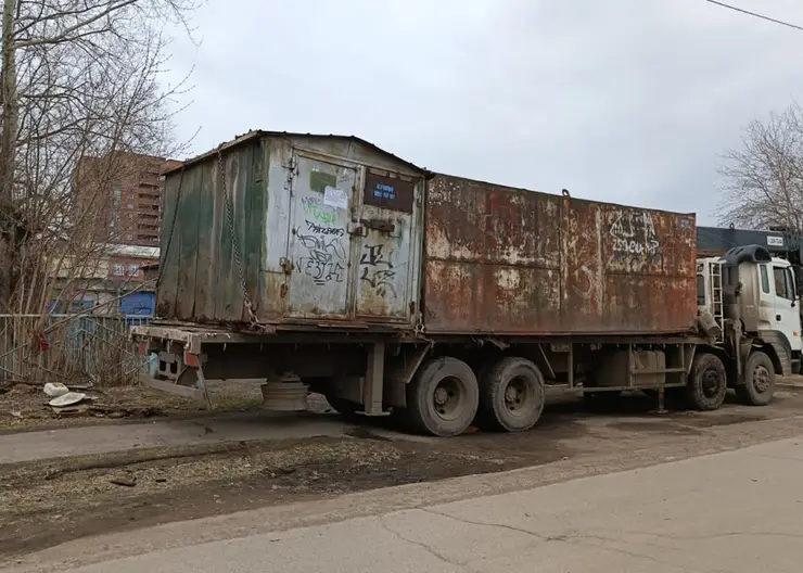 В Кировском районе Красноярска демонтируют самовольно установленные временные сооружения