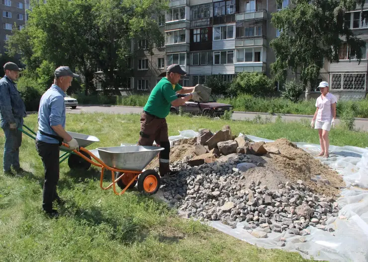 На улице Железнодорожников  в Красноярске сделают альпийскую горку и высадят более 300 кустарников