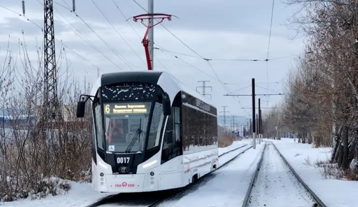 В Красноярске на маршруты №5 и №6 вышли новые трамваи «Львята»