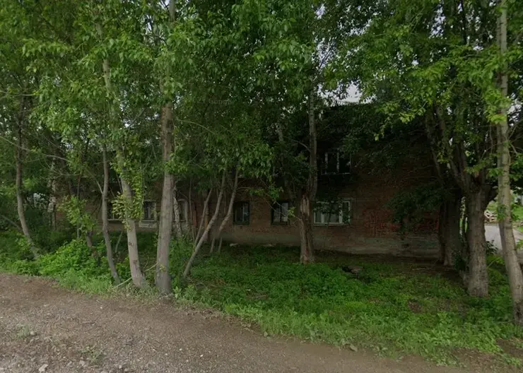 В Красноярске жилой дом на 2-й Брянской находится под угрозой возникновения ЧС