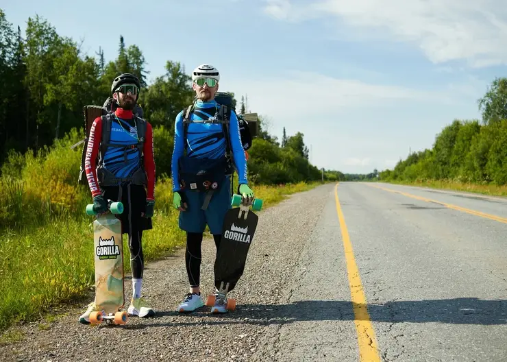 Два спортсмена из Красноярска на лонгбордах преодолеют 1100 километров