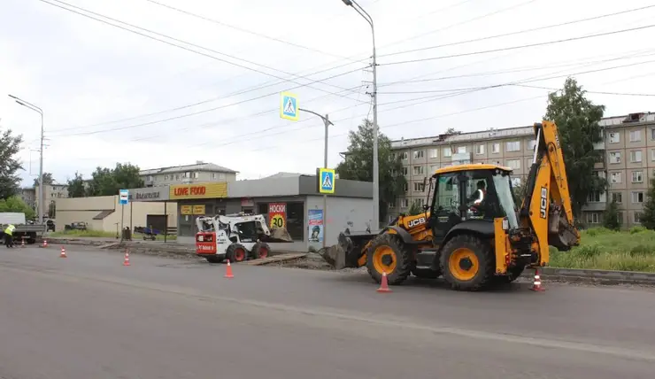 В Красноярске проверили ход дорожного ремонта на улице Говорова