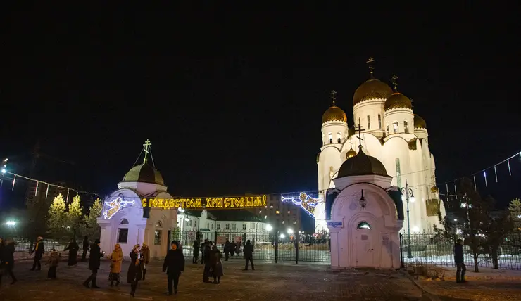В Красноярске сегодня будут транслировать рождественское Богослужение