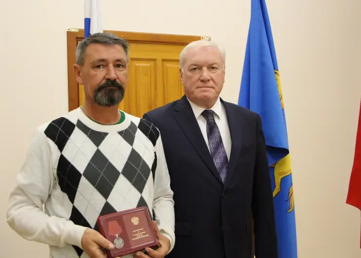 52-летний житель Минусинска получил орден «За заслуги перед Отечеством» за участие в СВО