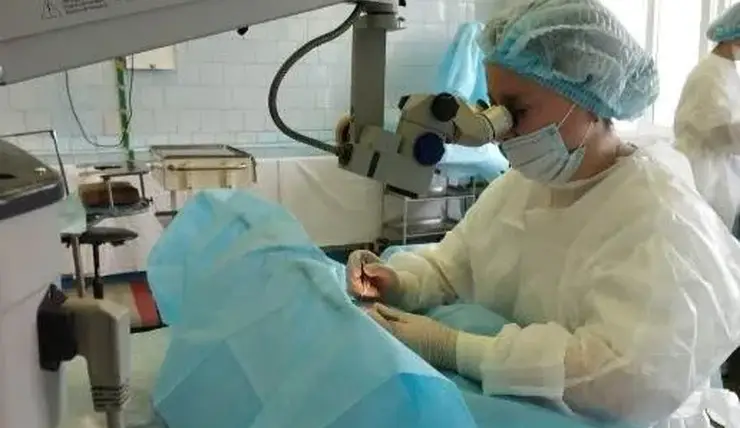 В Красноярске ежегодно проводят 250 операций по лечению глаукомы