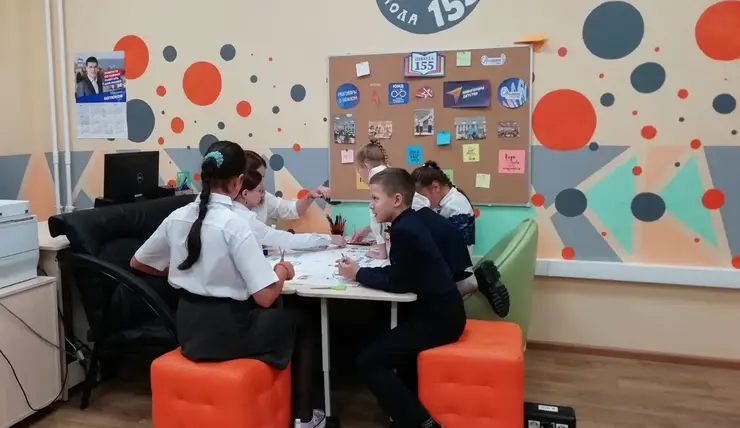Во всех школах Красноярска открылись центры детских инициатив