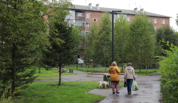 В Железнодорожном районе Красноярска в 2022 году отремонтируют шесть дворов