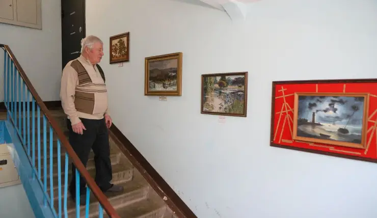 Красноярцы делятся с Музеем истории железной дороги картинами из личных коллекций