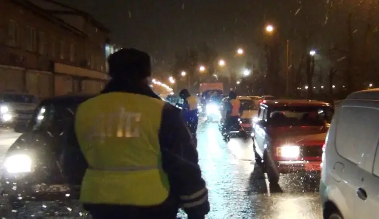 В Красноярске 23 февраля задержали 13 пьяных водителей