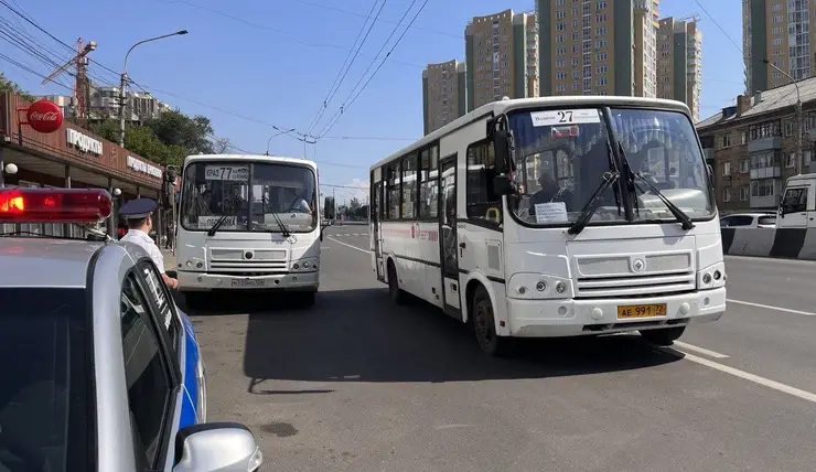 В Красноярске водители маршруток нарушили правила дорожного движения 100 раз за неделю