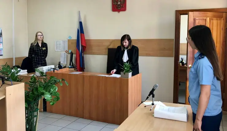 Жительница Красноярского края получила штраф за маты в общественном месте