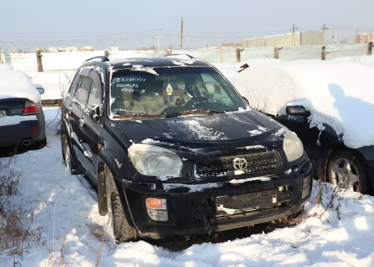 В Красноярске нашли угнанный в Москве автомобиль