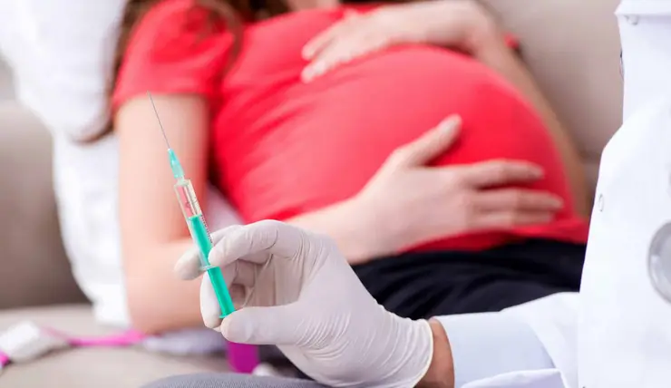 В Красноярске готовятся к вакцинации беременных женщин