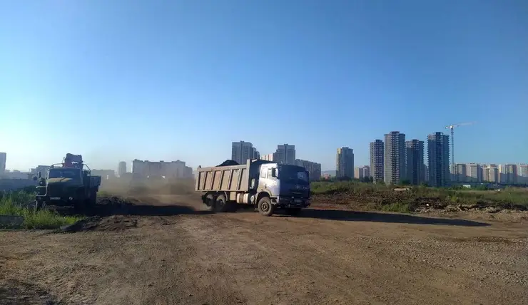 В Центральном районе Красноярска с полигона вывезли 3600 КамАЗов мусора