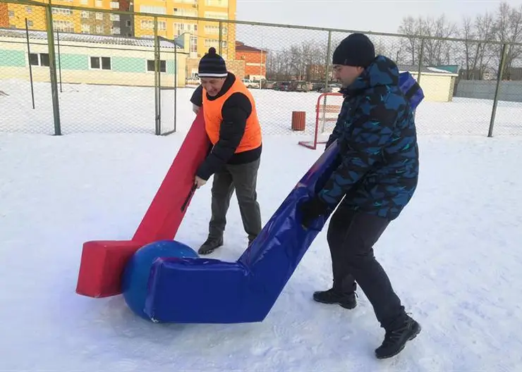 Дворовые команды Красноярска поучаствовали в «Февральских забавах»
