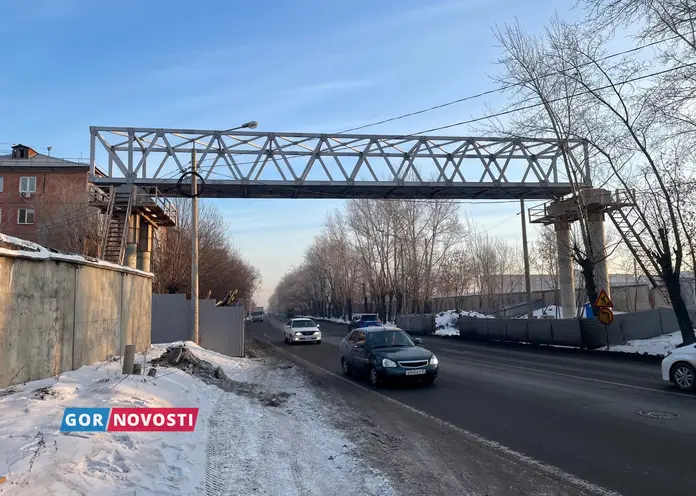 На улице Семафорной в Красноярске установили первый пролет виадука