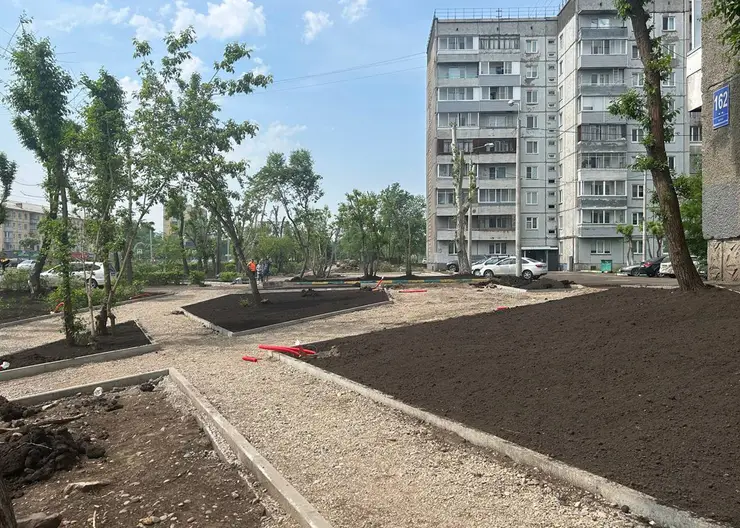 В Красноярске благоустраивают сразу 8 парков, скверов и набережных
