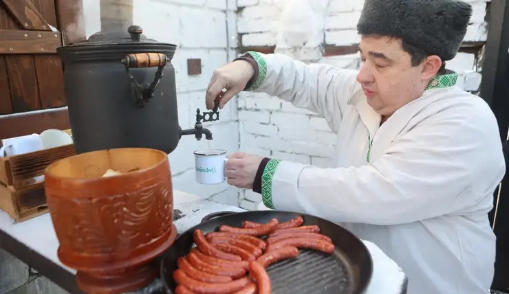Уличной едой предпочитают перекусывать 19 % жителей Красноярского края