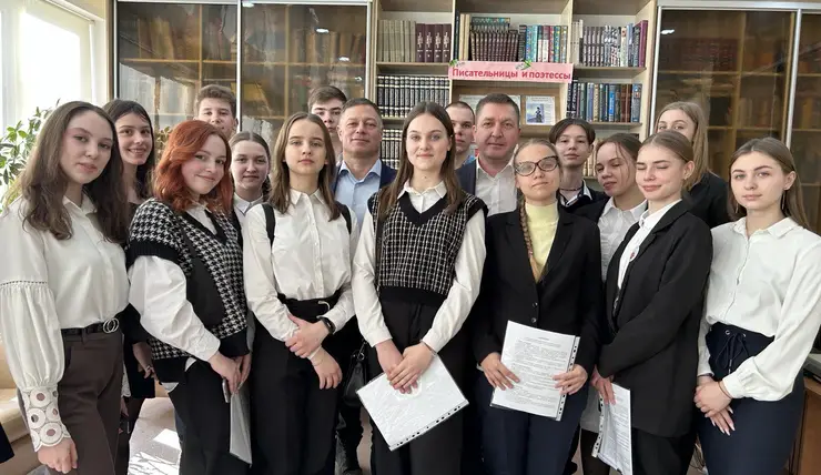 В Свердловском районе стартовал конкурс видеороликов про учителей